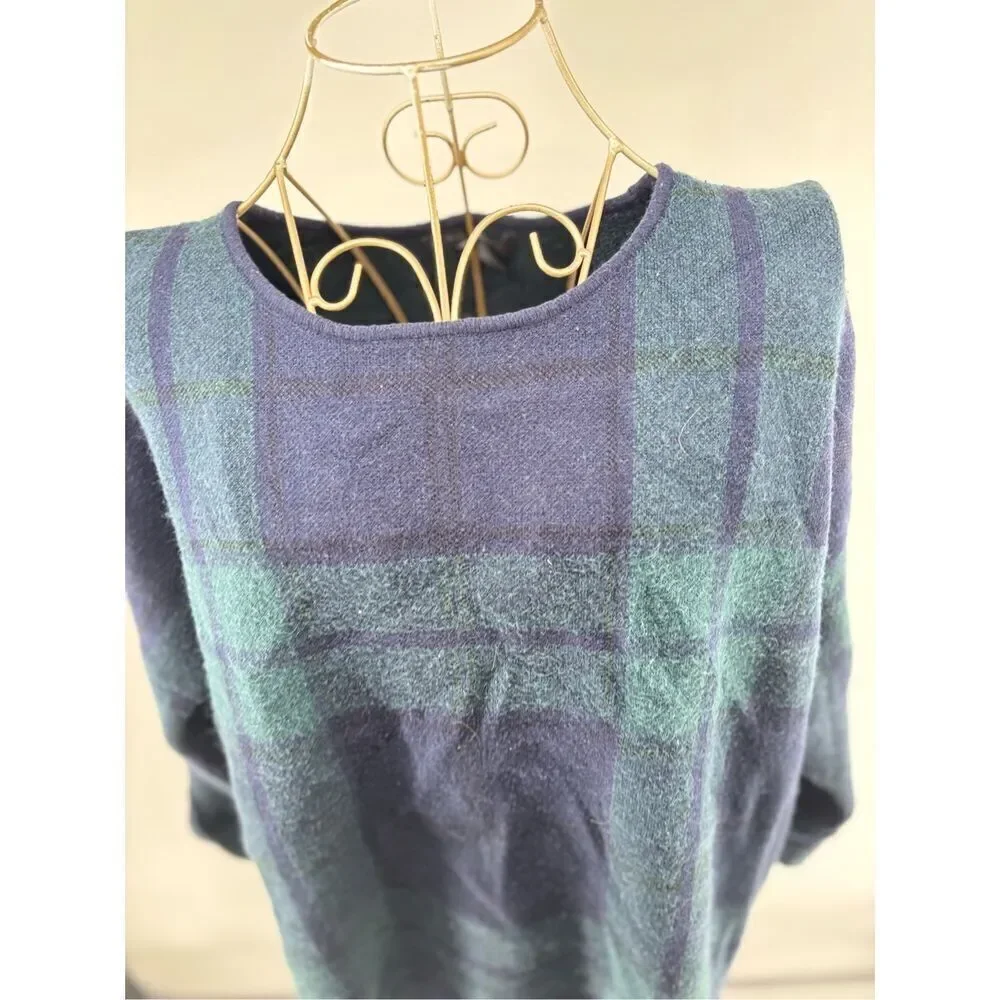 Tahari Plaid Knit Sweater Womens 1X Blue Green Crewneck Long Sleeve Top